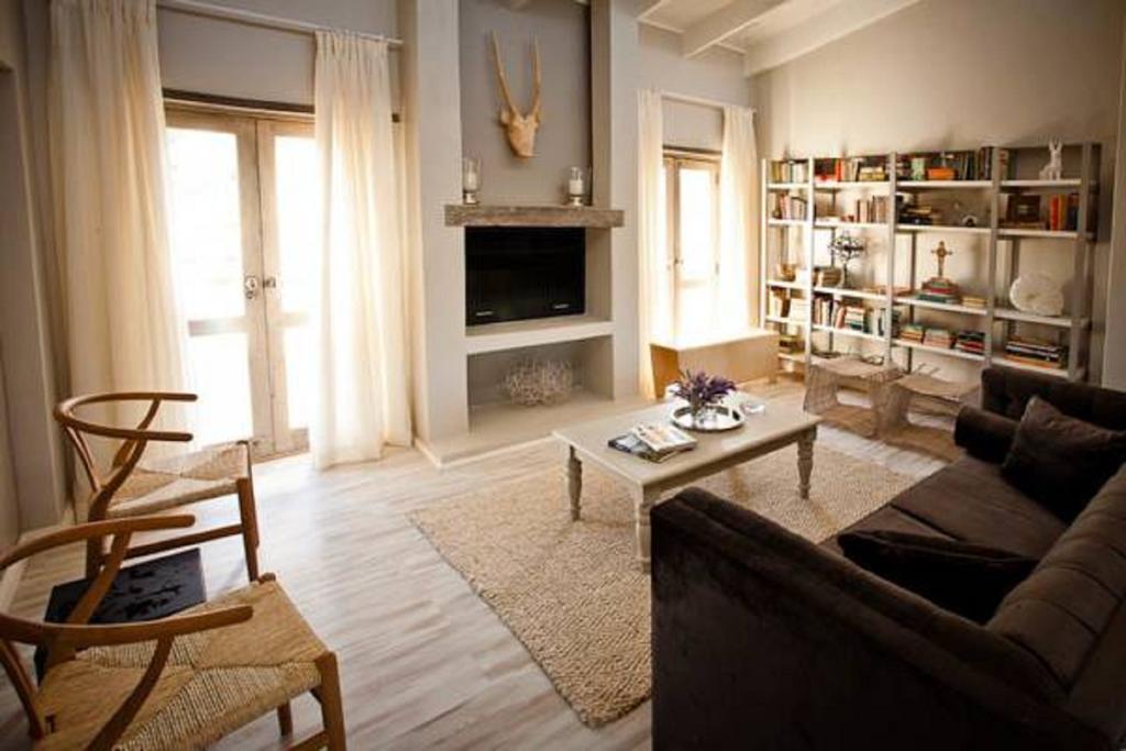 Vrisch Gewagt Boutique Self-Catering Olive Farm Pensionat Prince Albert Rum bild