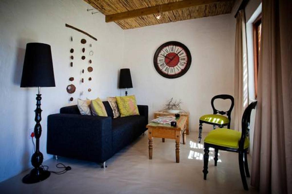 Vrisch Gewagt Boutique Self-Catering Olive Farm Pensionat Prince Albert Rum bild