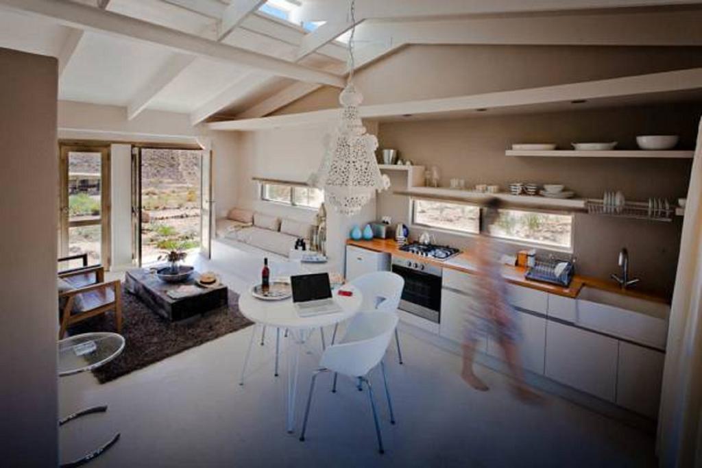 Vrisch Gewagt Boutique Self-Catering Olive Farm Pensionat Prince Albert Rum bild