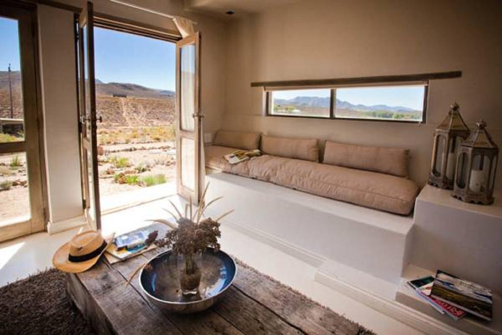 Vrisch Gewagt Boutique Self-Catering Olive Farm Pensionat Prince Albert Rum bild